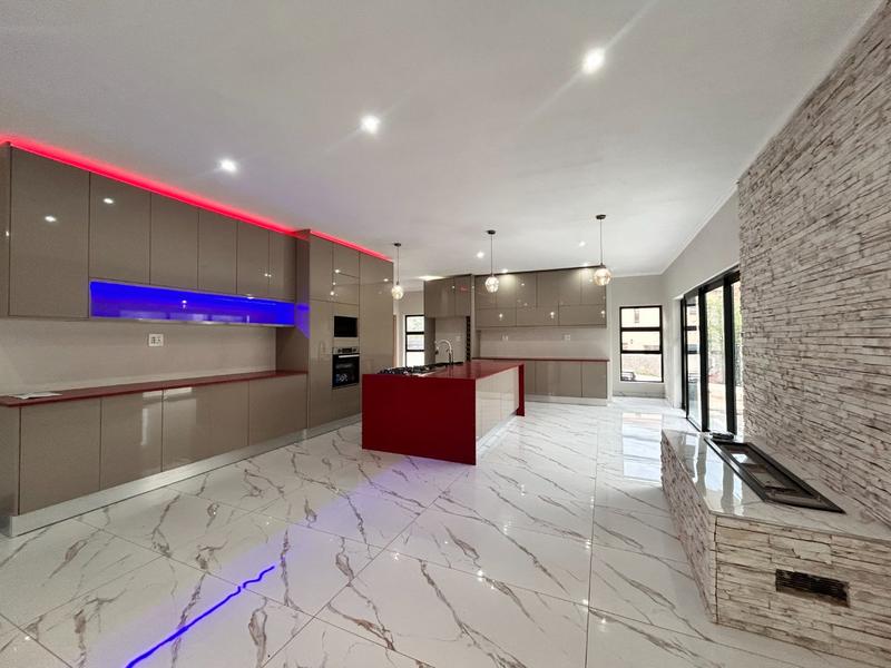 5 Bedroom Property for Sale in Seasons Lifestyle Estate North West